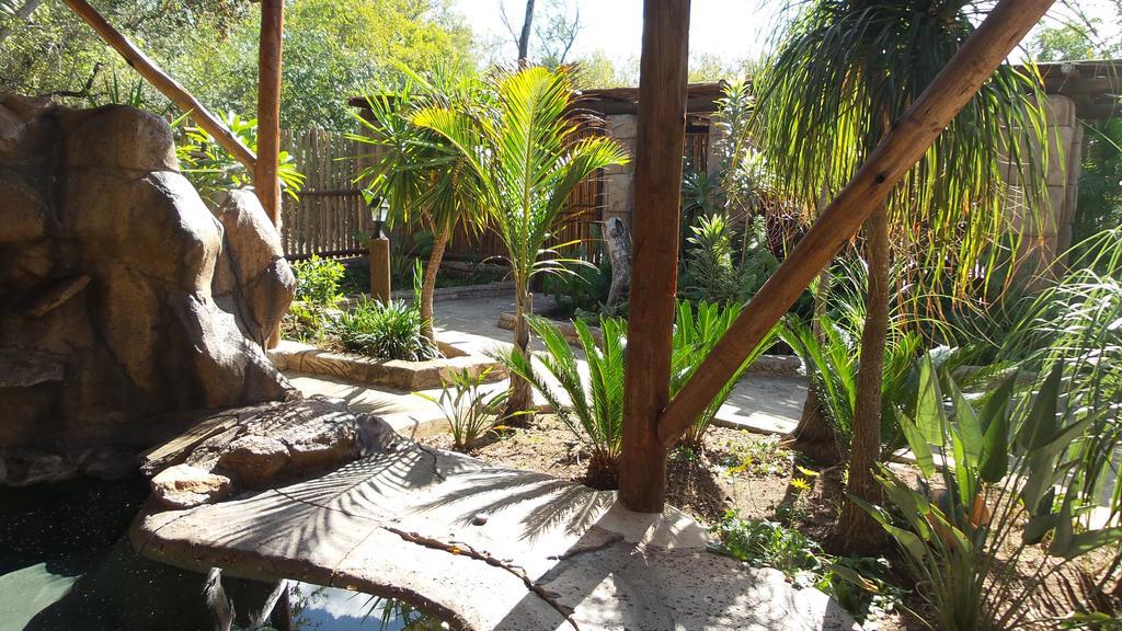 Beyond The Boma Boutique Guesthouse Marloth Park Esterno foto