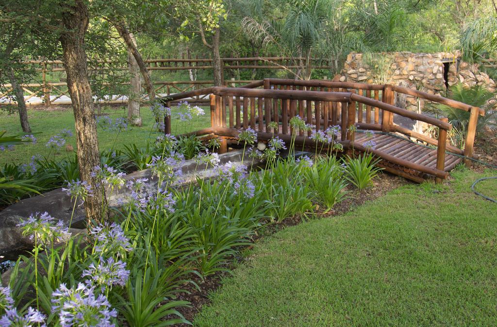 Beyond The Boma Boutique Guesthouse Marloth Park Esterno foto